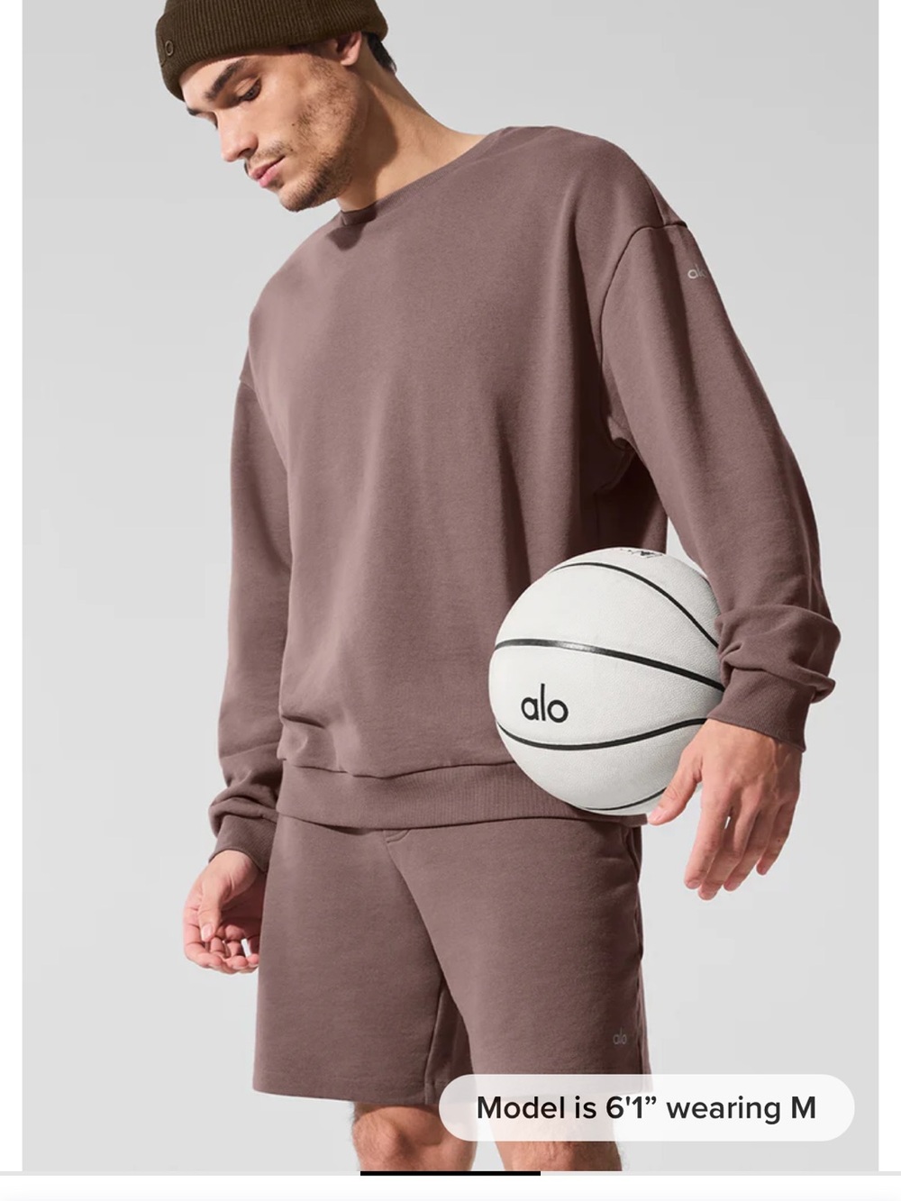 ALO Yoga Men's Crewneck Sweatshirt in Mushroom